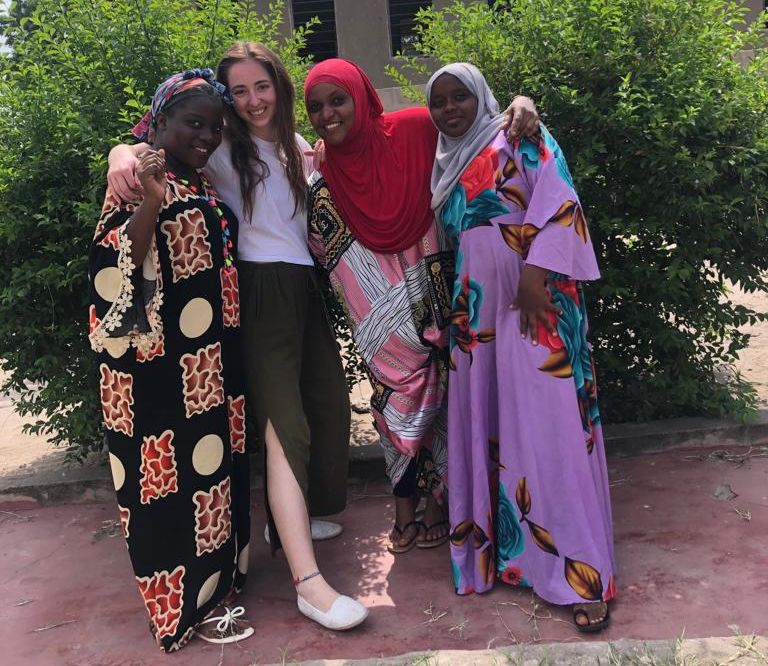 ICYE-Freiwillige Ladina in Tanzania
